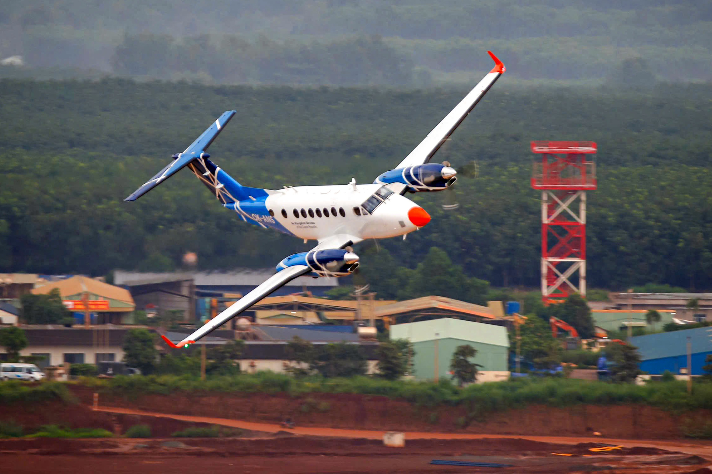 龙城机场航空监控系统满足国际民航组织的技术要求